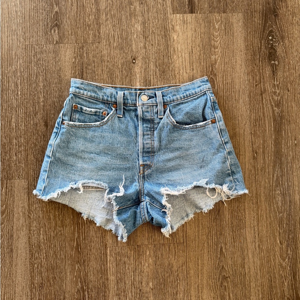 Levi’s High-Rise Shorts